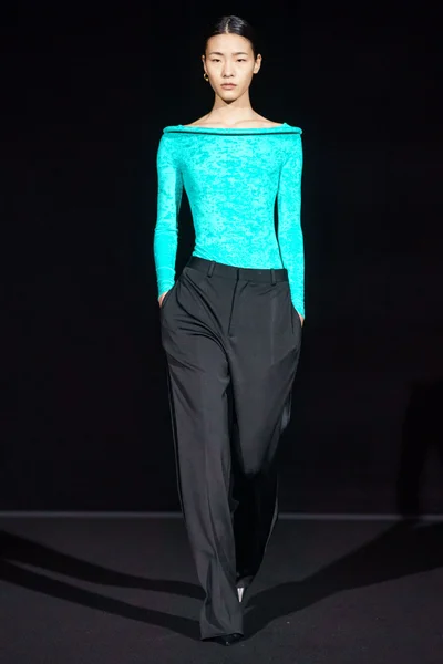 Look 106